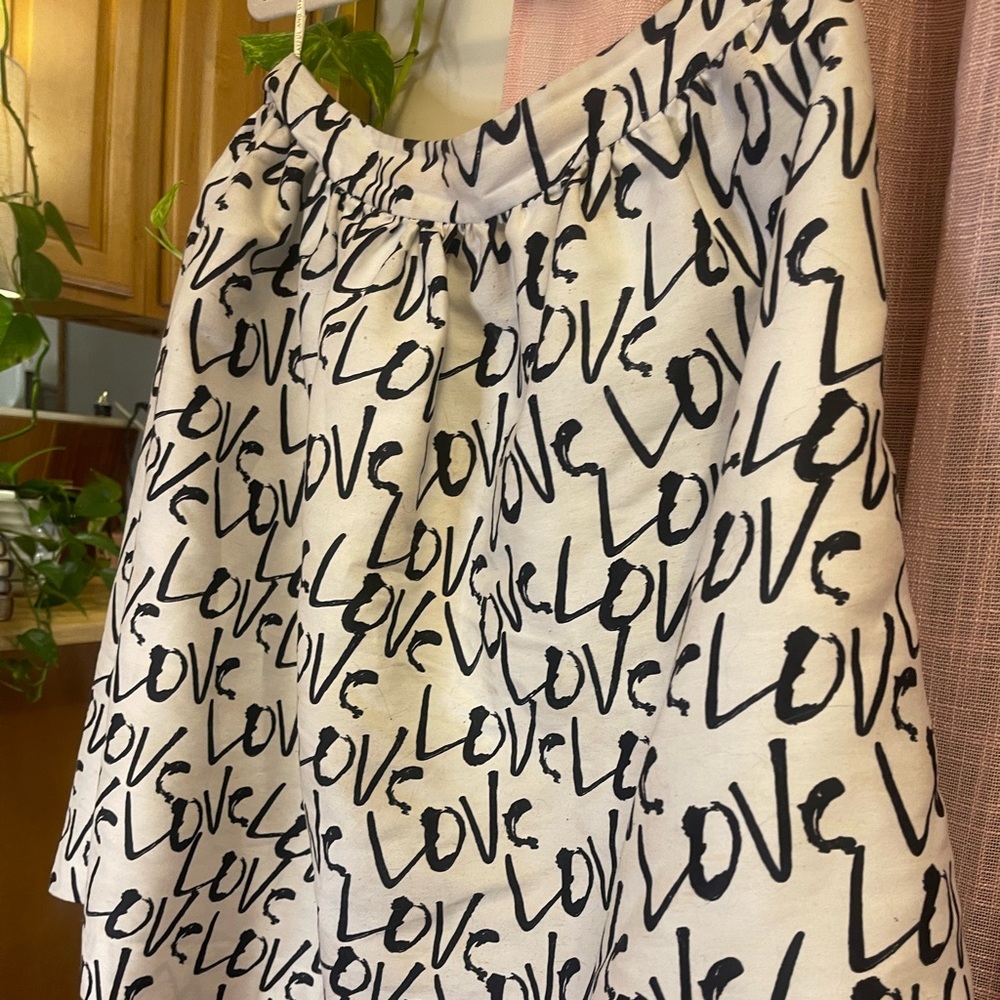 **RARE** Kate Spade ♠️ “Love” skirt - Picture 7 of 8